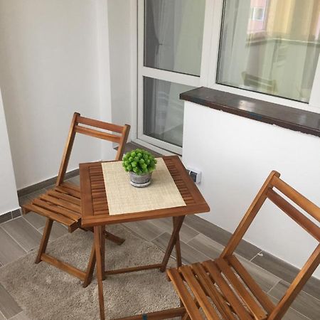 Roby Apartament บูคาเรสต์ ภายนอก รูปภาพ