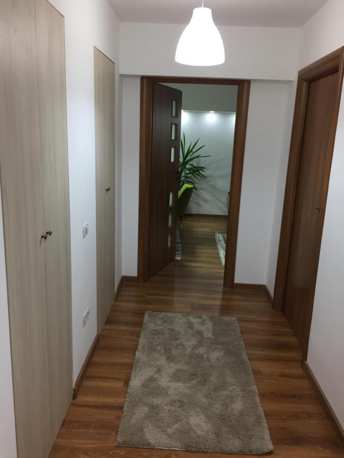 Roby Apartament บูคาเรสต์ ภายนอก รูปภาพ