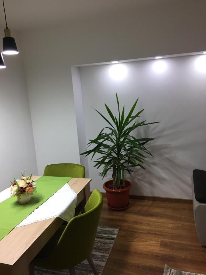 Roby Apartament บูคาเรสต์ ภายนอก รูปภาพ